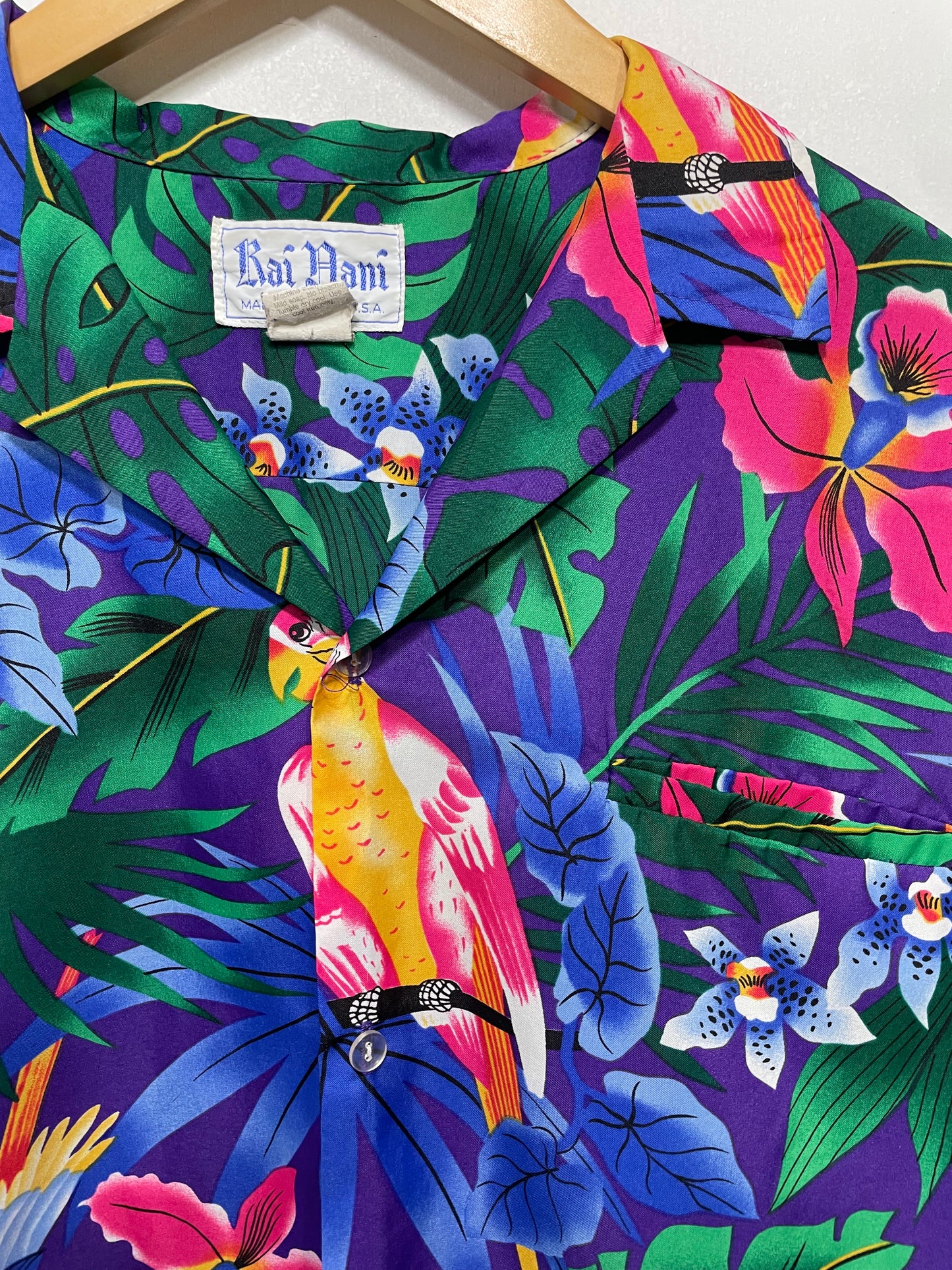 1980s Purple Parrot Print Vacation Shirt
