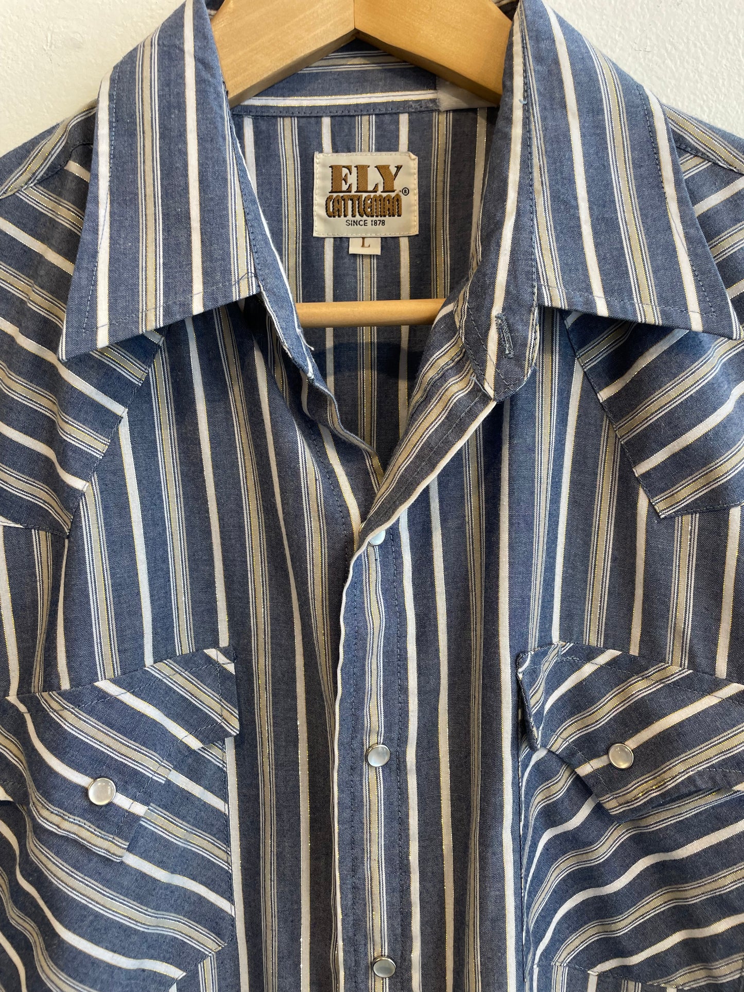 1980s Blue White Tinsel Weave Western Short Sleeve Shirt