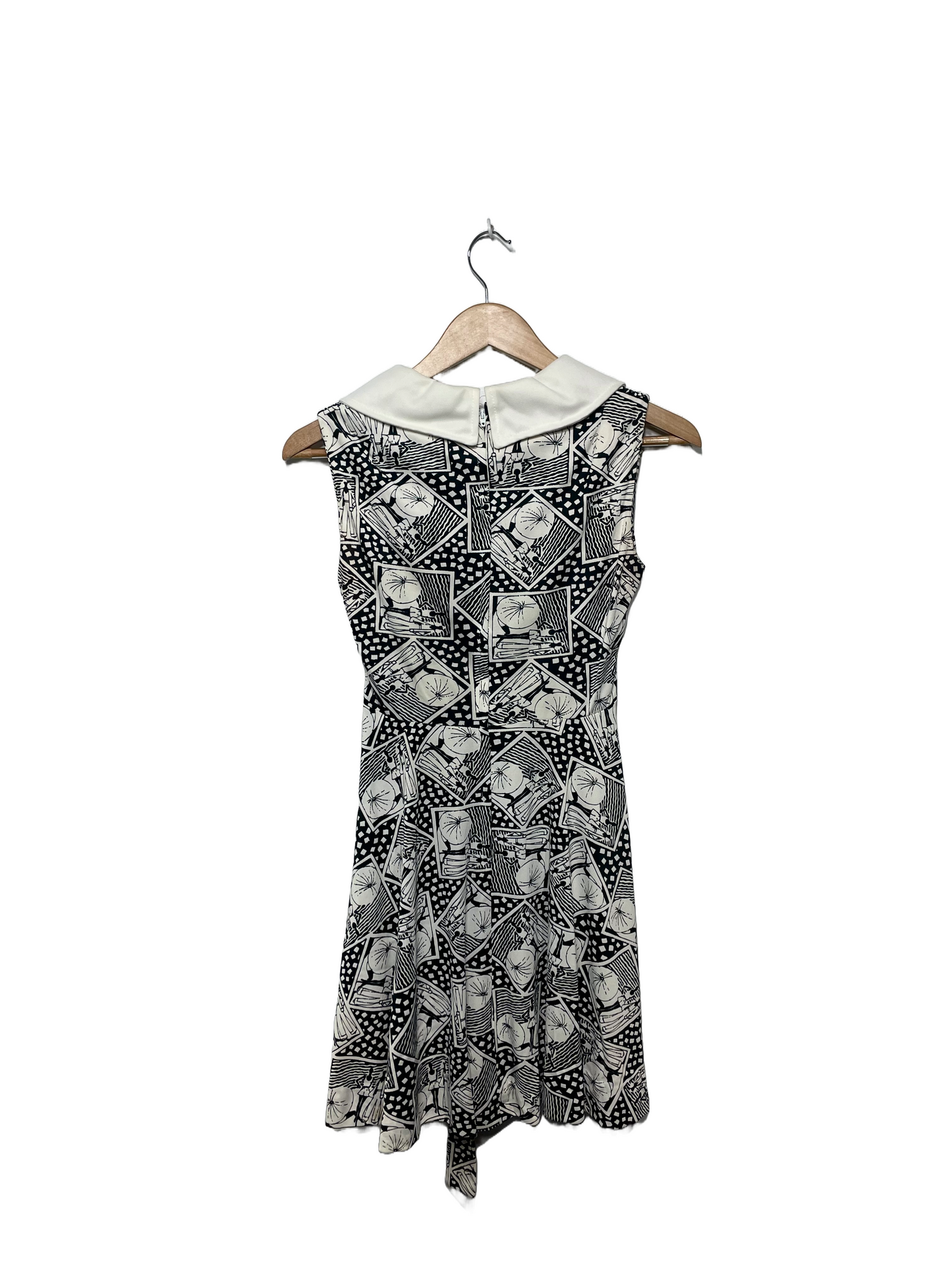 1970s Deco Beach Print Nylon Mini Dress