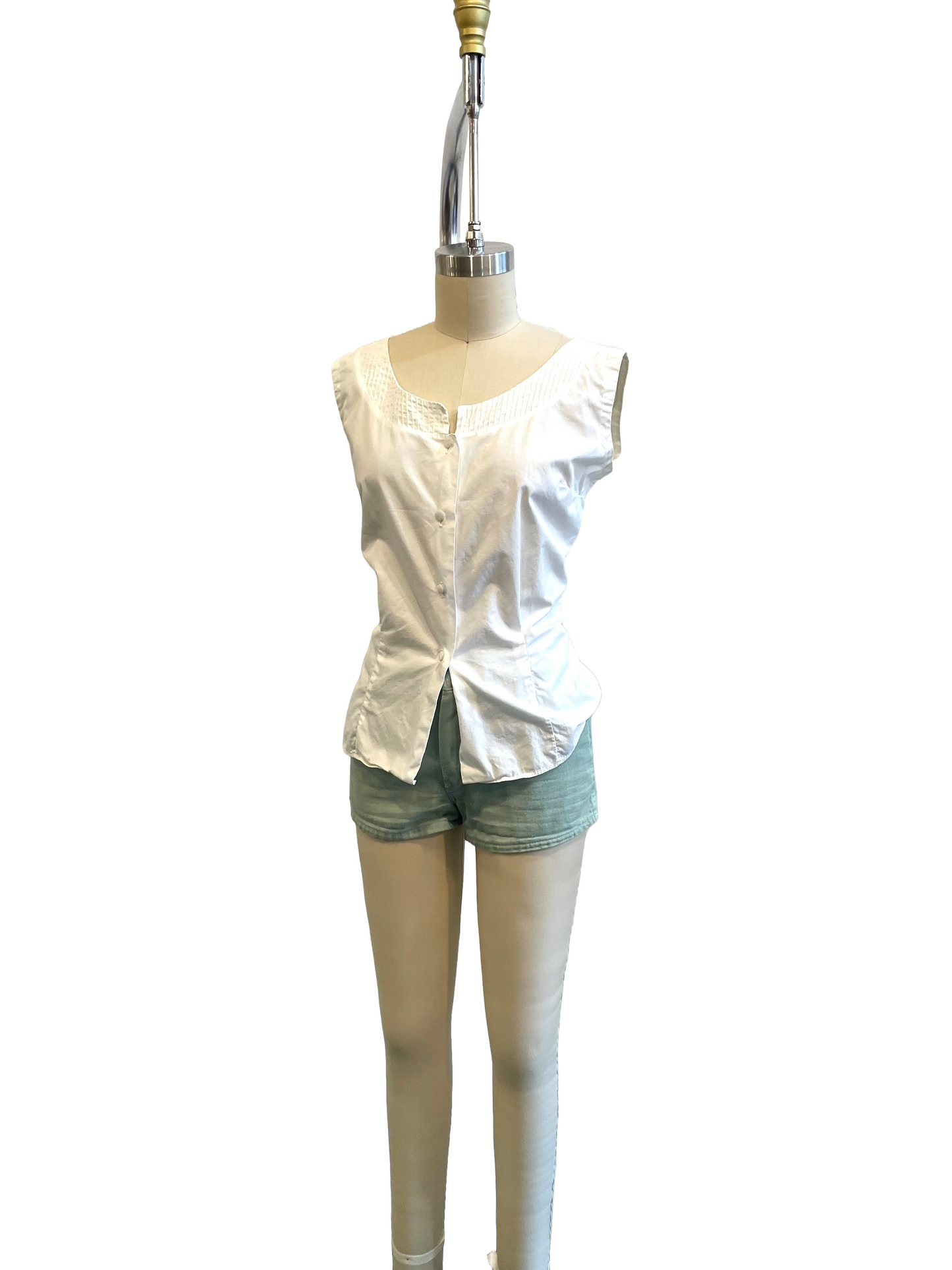 1960s White Poplin ‘Ship-n-Shore’ Darted Sleeveless Blouse