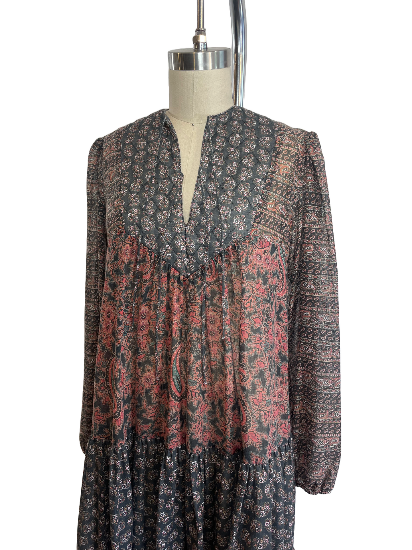1970s Grey Tones Semi-Sheer Paisley Tunic Dress