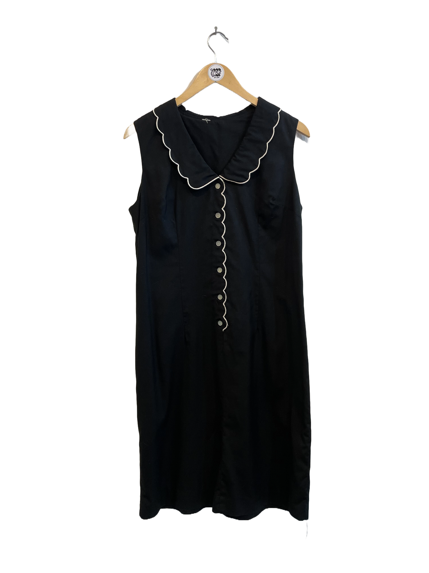 1960s Black White Scallop Shift Dress