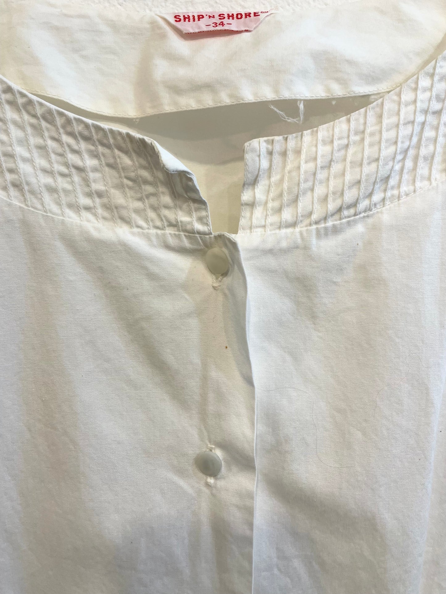 1960s White Poplin ‘Ship-n-Shore’ Darted Sleeveless Blouse