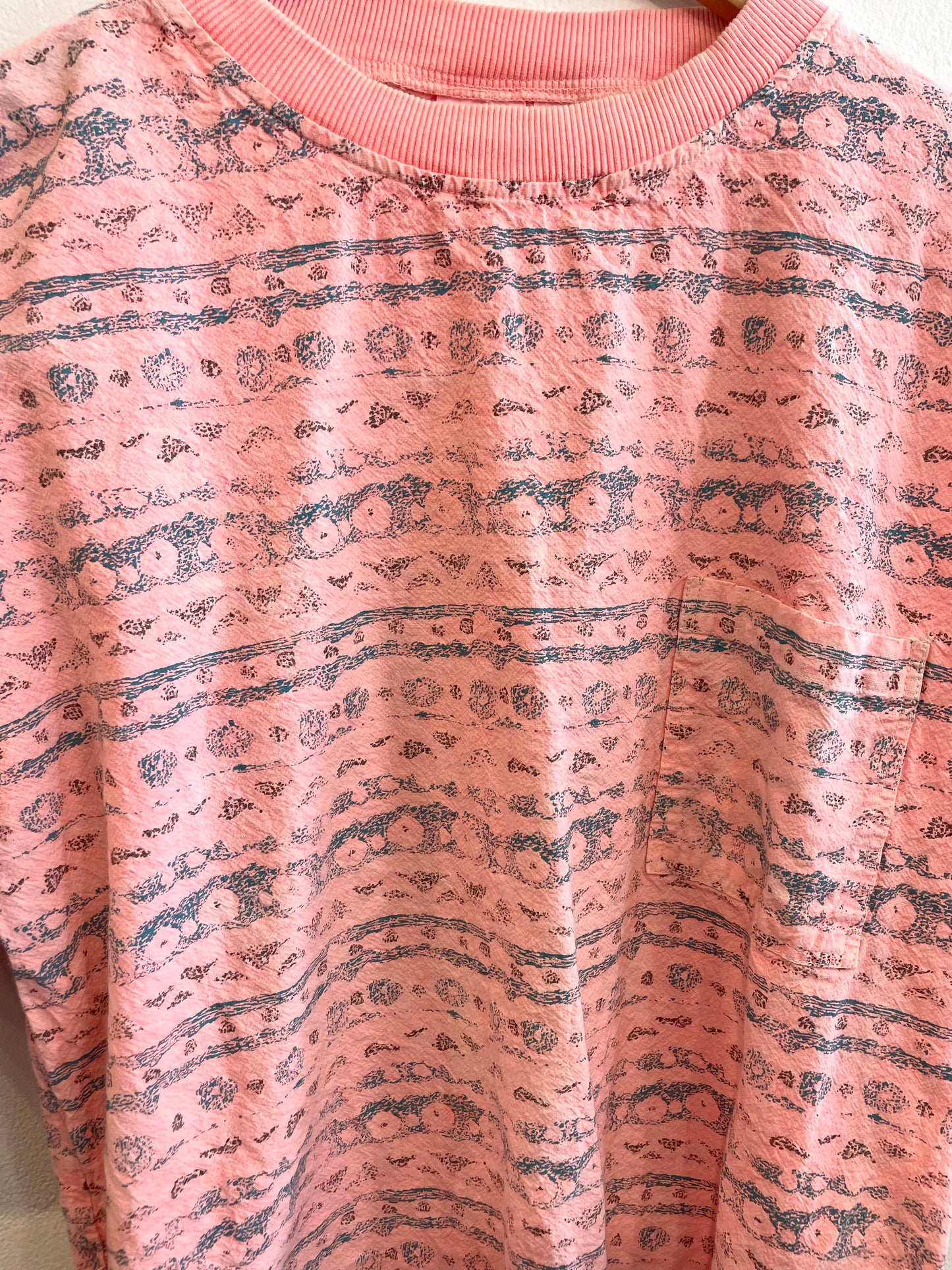 1990s Peach Beach Patterned Tee