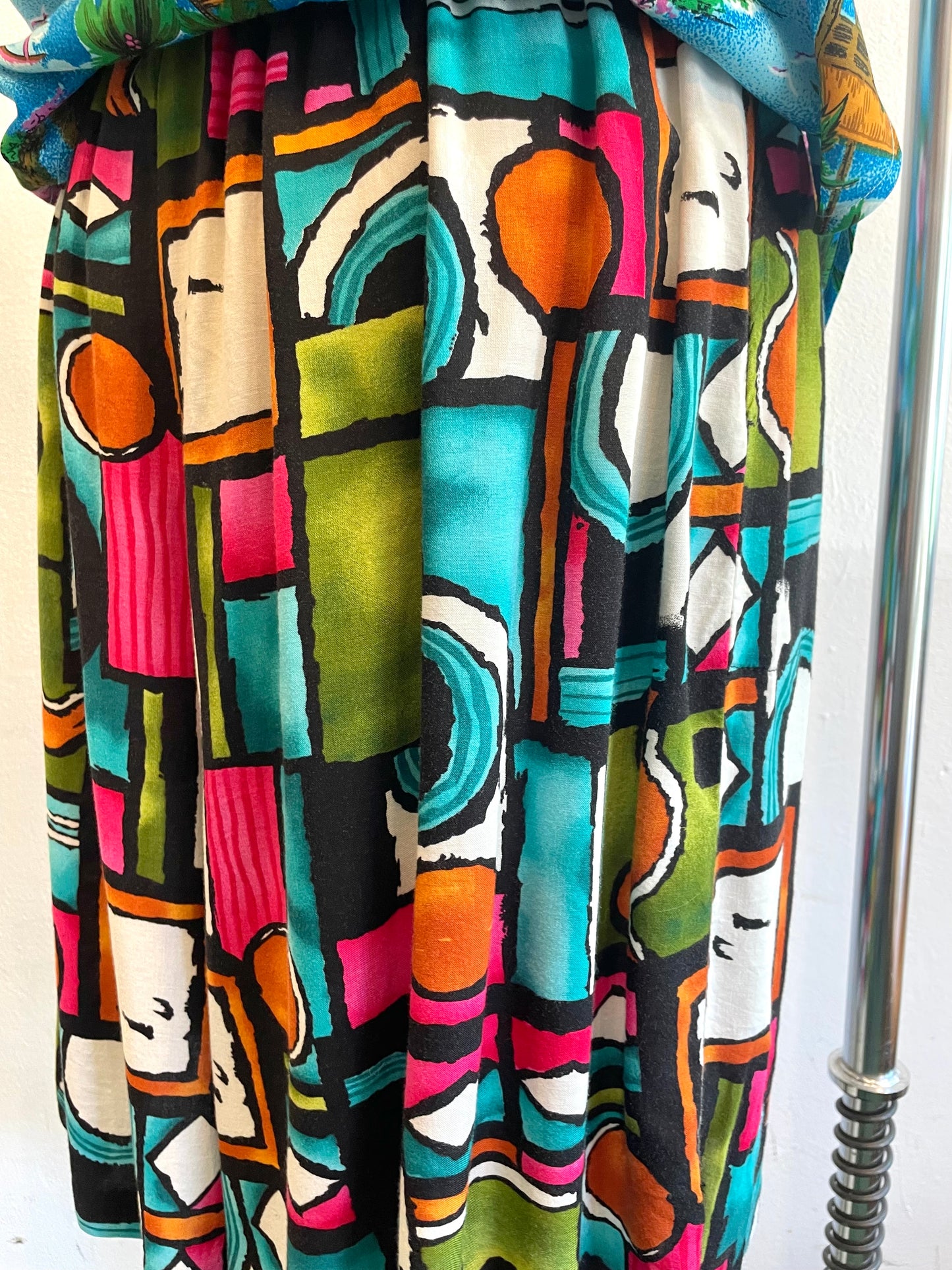 1990s Bright Color/Black and White Abstract Rayon Culotte Shorts