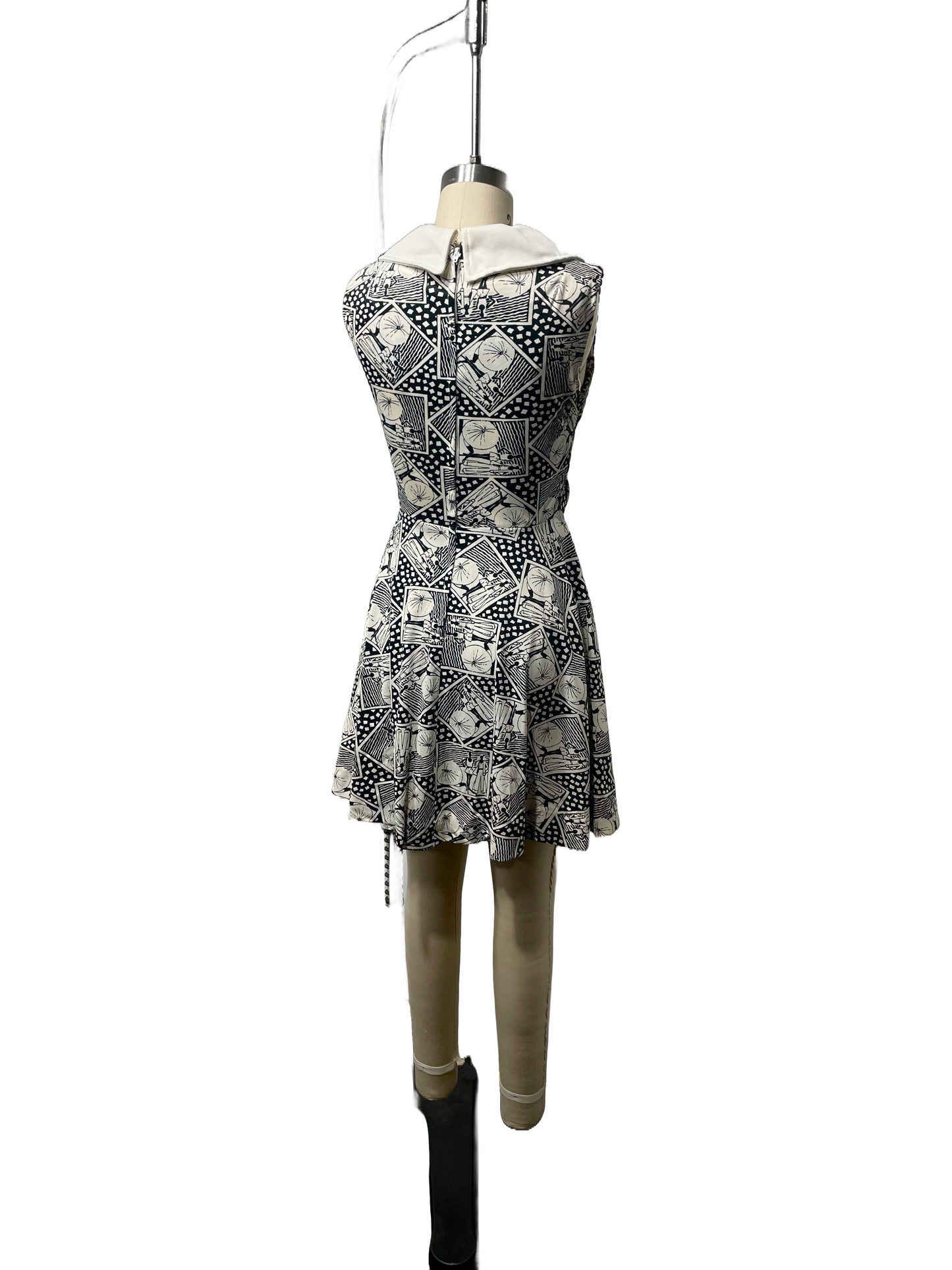 1970s Deco Beach Print Nylon Mini Dress
