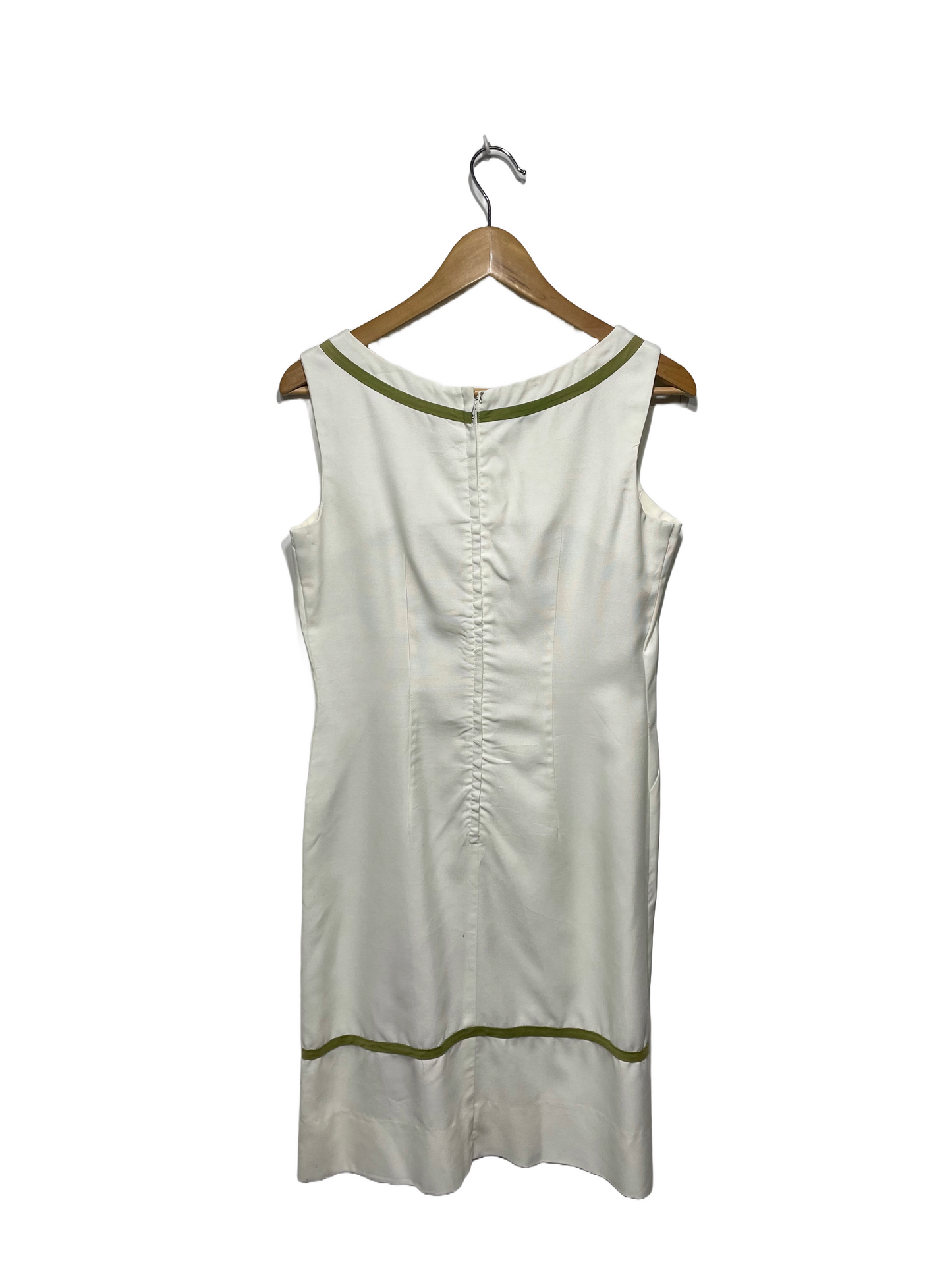 1960s Rose Appliqué White Wiggle Dress