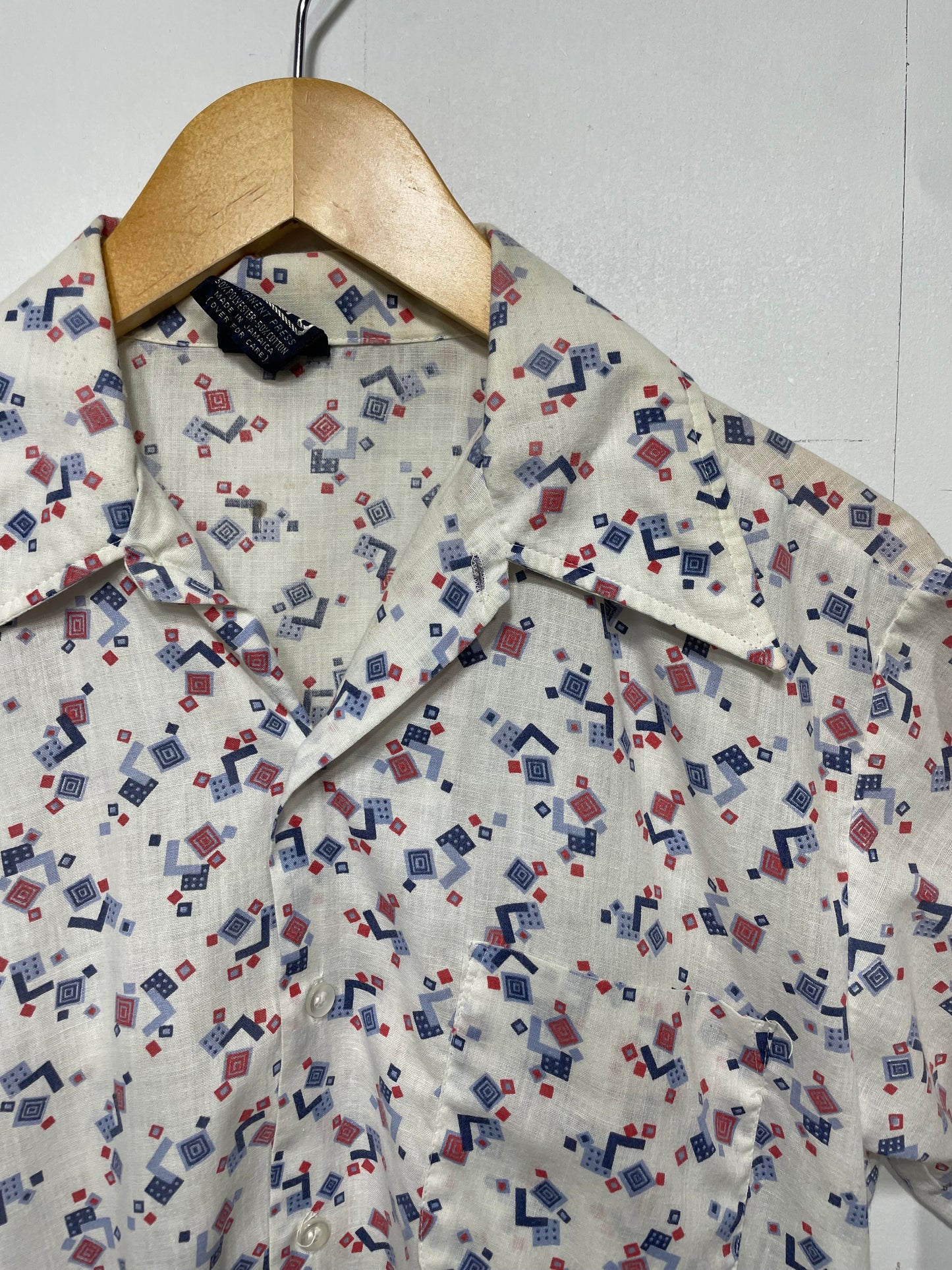1970s White Red Blue Micro Geo Print Leisure Shirt