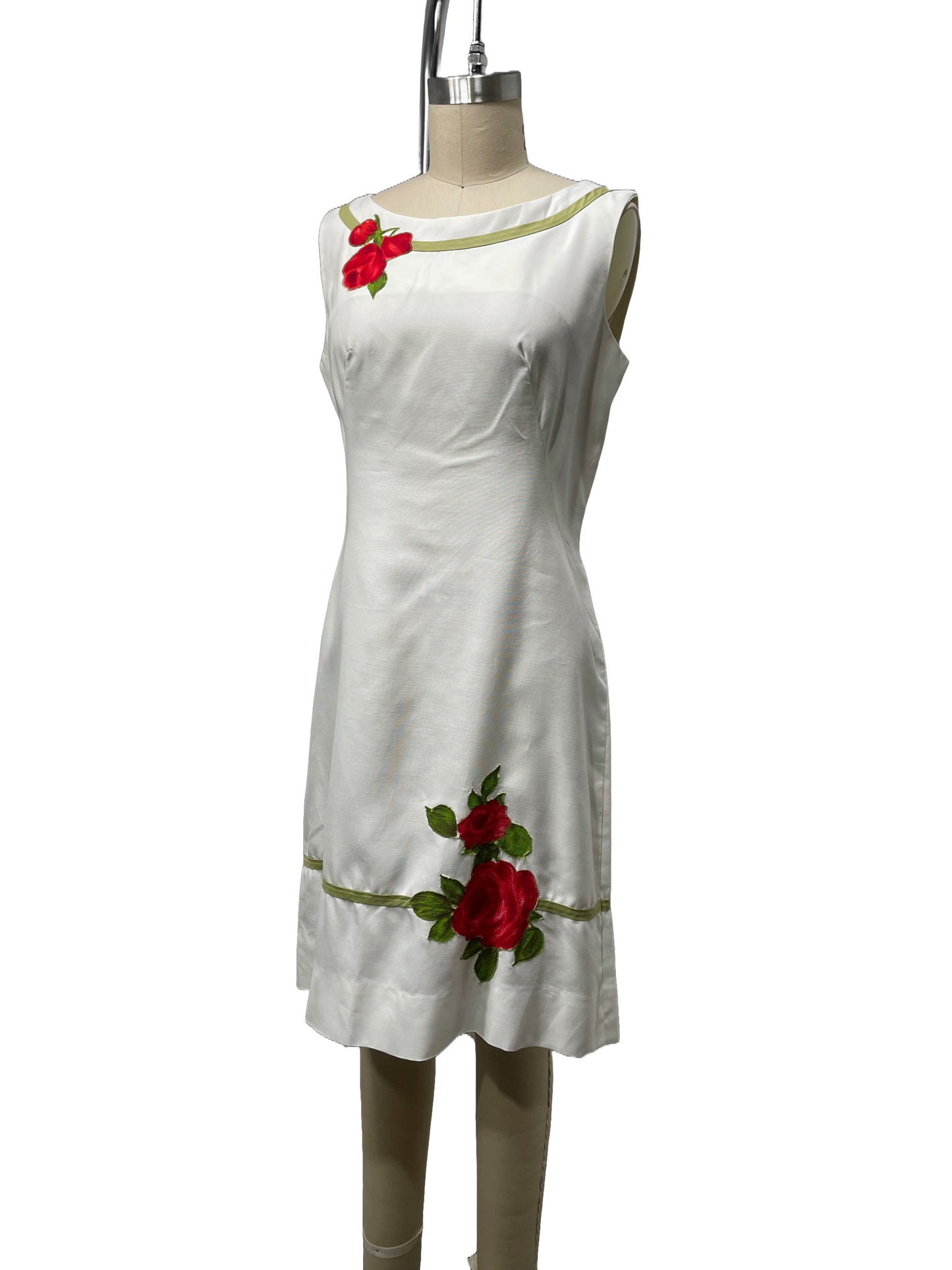 1960s Rose Appliqué White Wiggle Dress