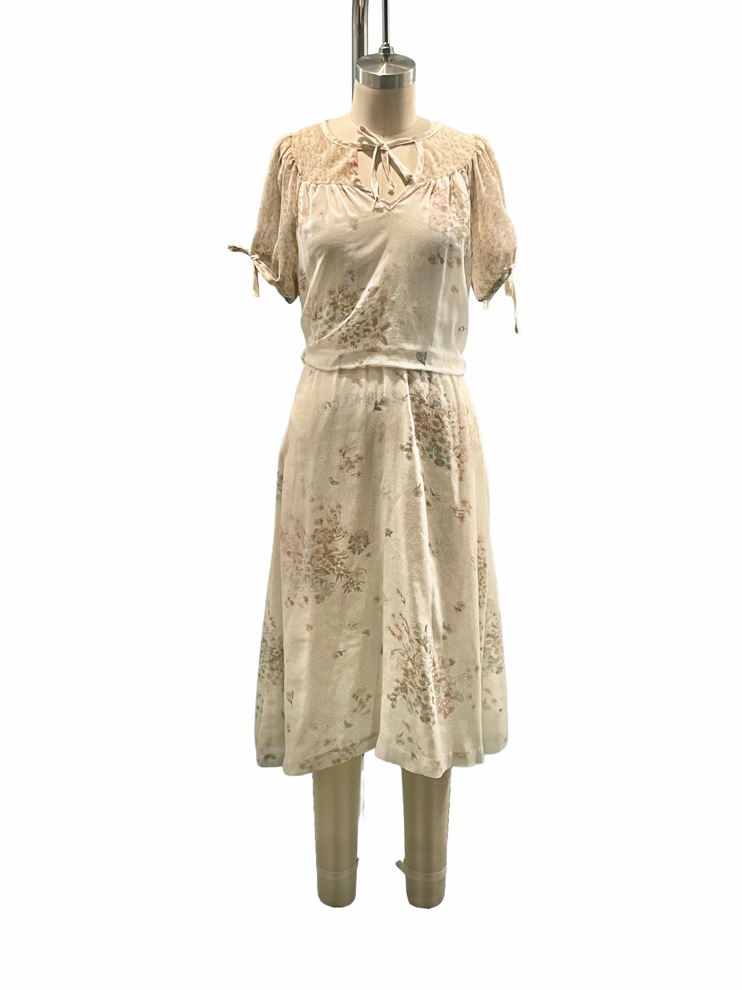 1970s Off White Gauzy Pastel Floral Keyhole Dress