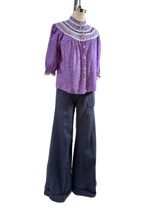 1980s Purple Floral and Lace Cottagecore Blouse