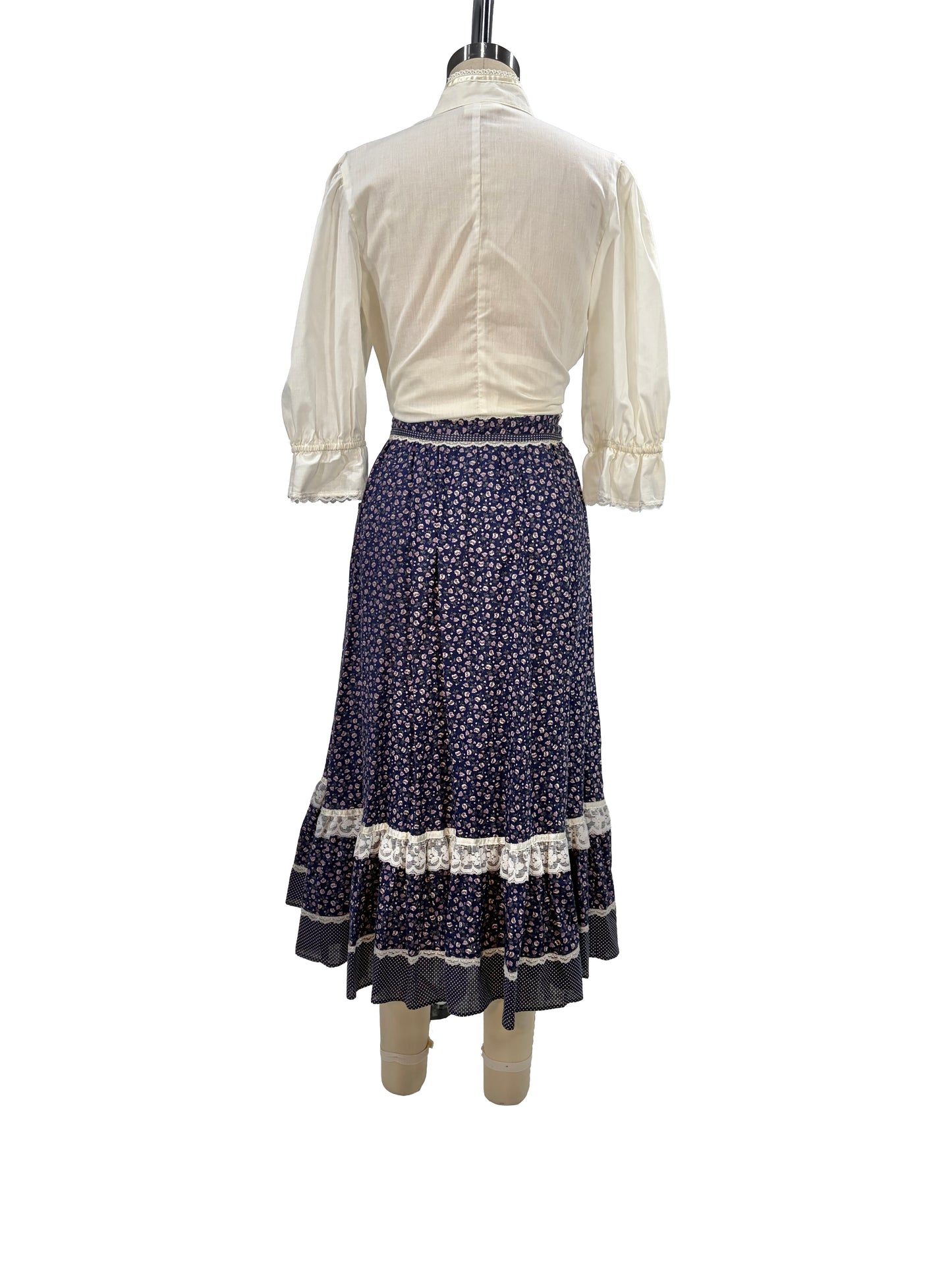 1970s Navy Gunne Sax Calico Print Lace Cotton Prairie Skirt