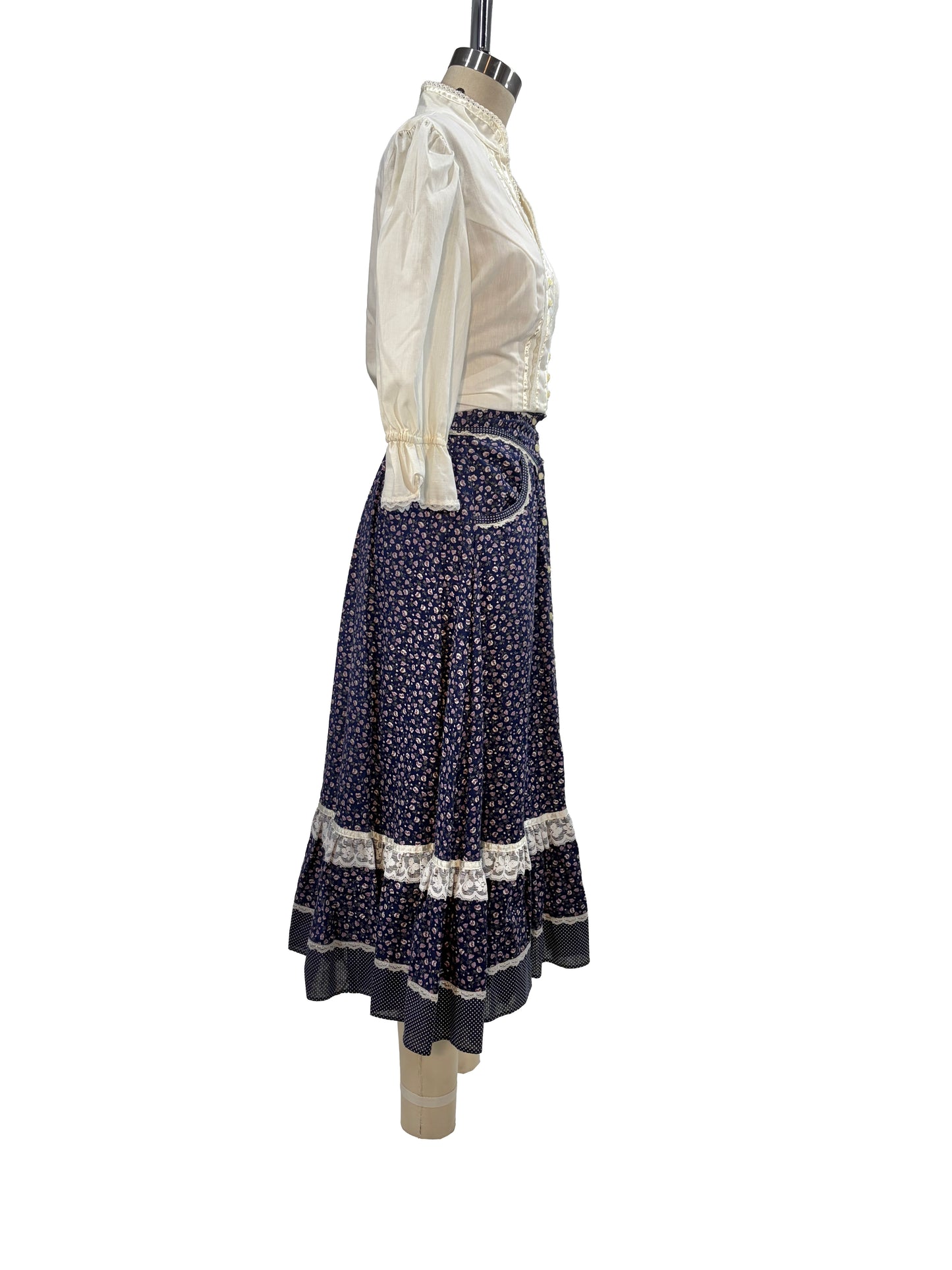 1970s Navy Gunne Sax Calico Print Lace Cotton Prairie Skirt