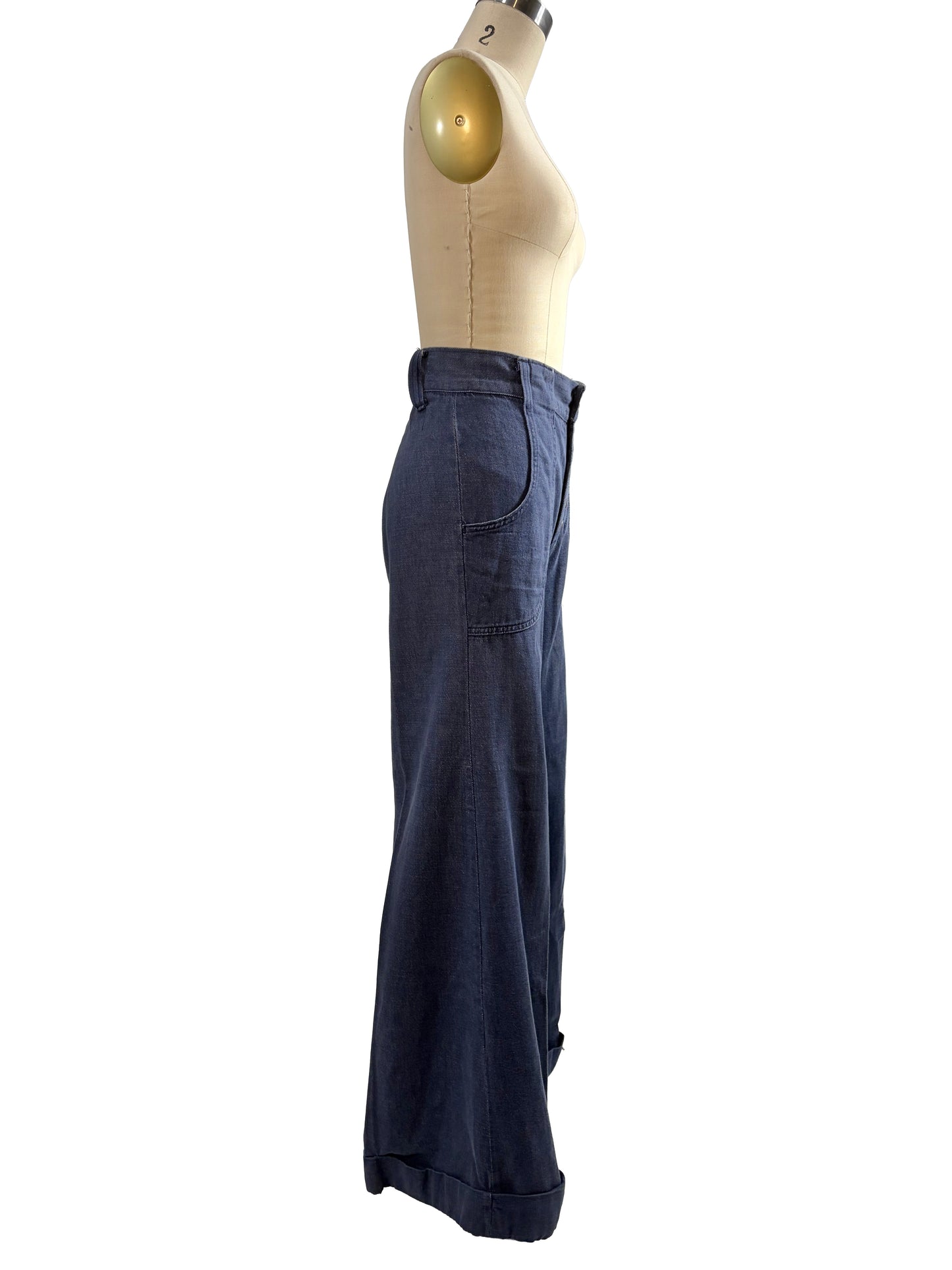1970s Classic Denim Snap Fly Curved Pocket Bellbottoms