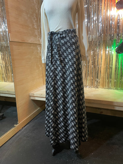 1970s Black Grey Silver Argyle Knit Tie Belt Maxi Skirt