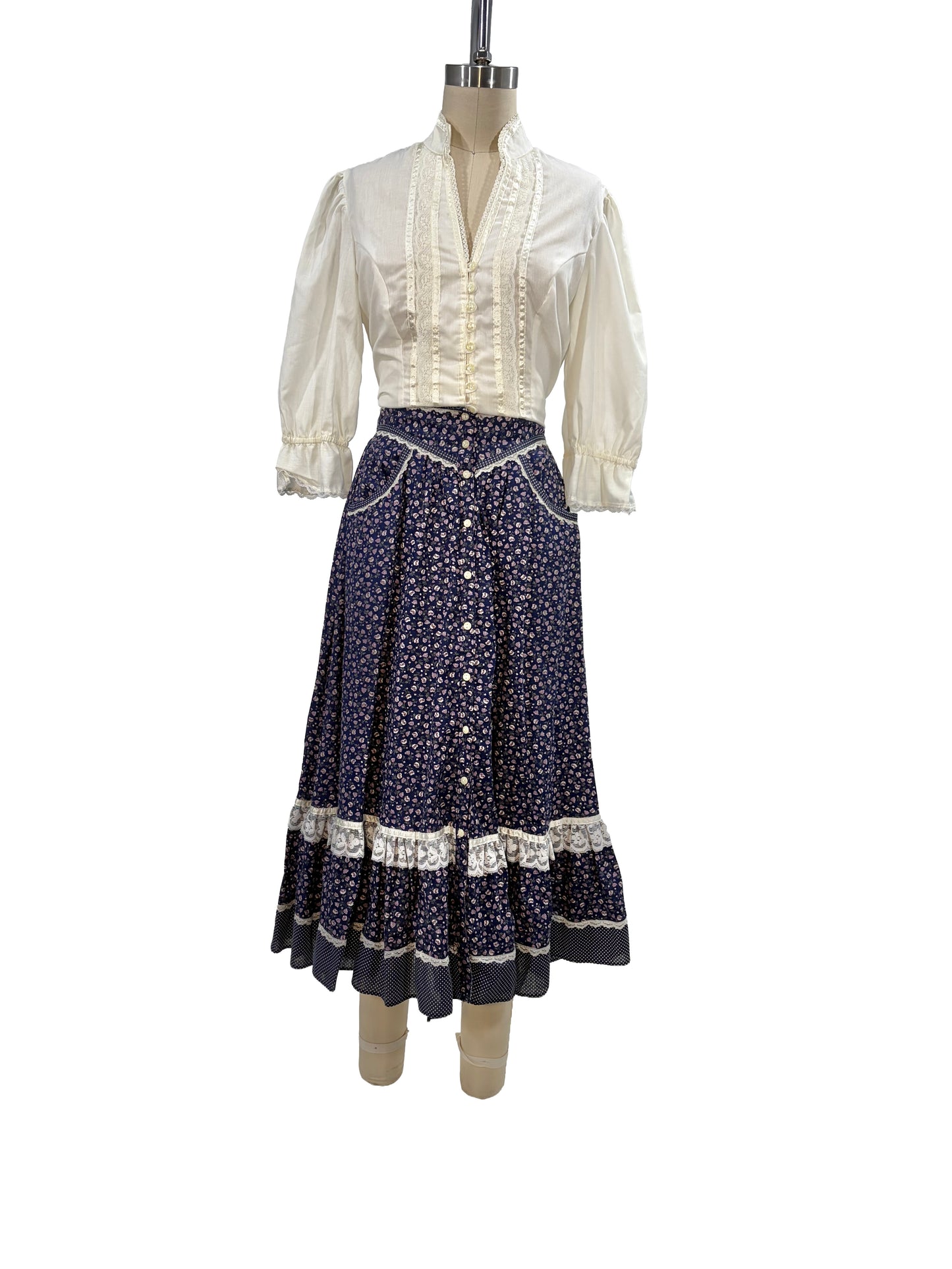 1970s Navy Gunne Sax Calico Print Lace Cotton Prairie Skirt