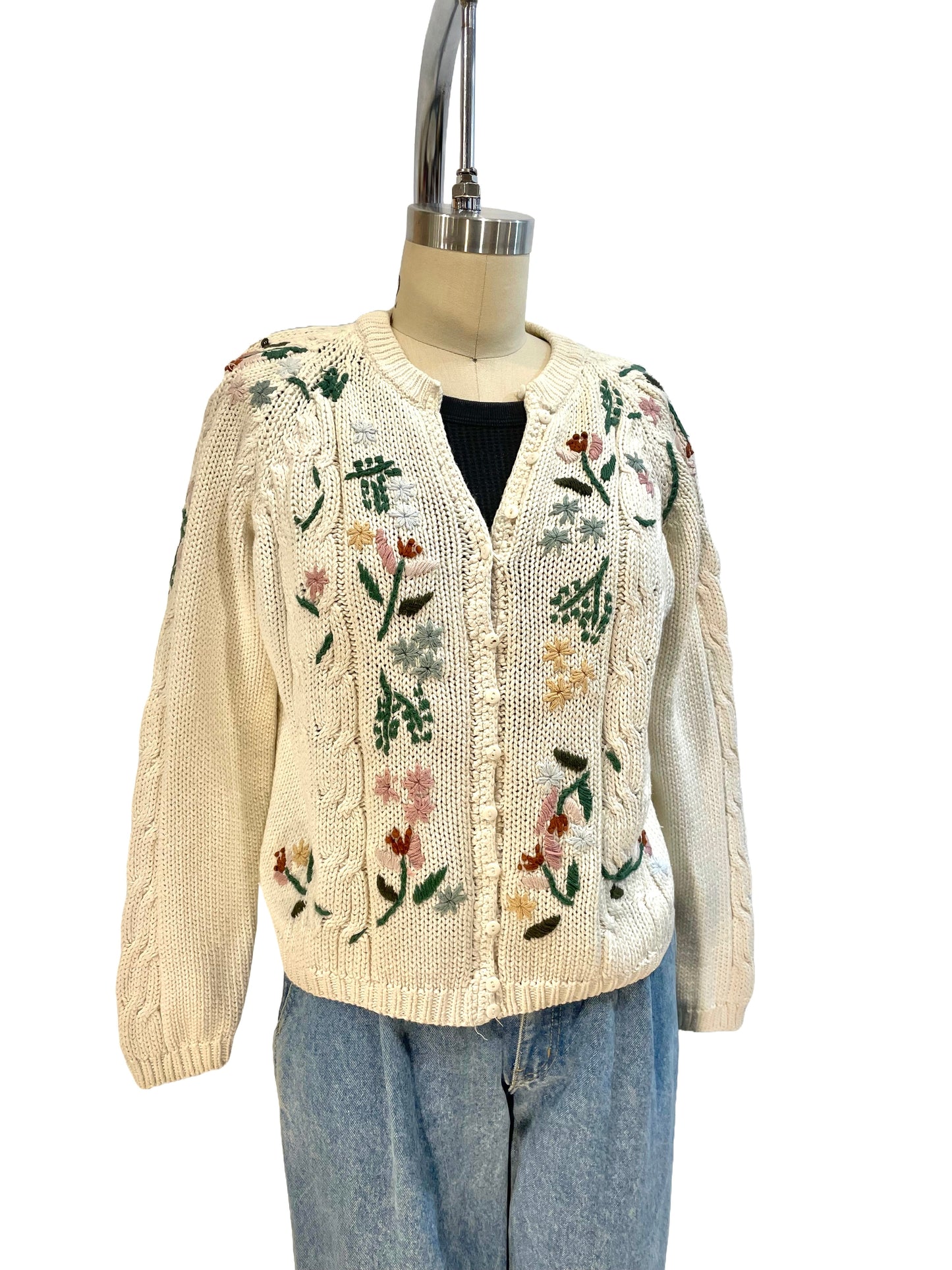 1980s White Ramie-Cotton Embroidered Cable Crop Cardi