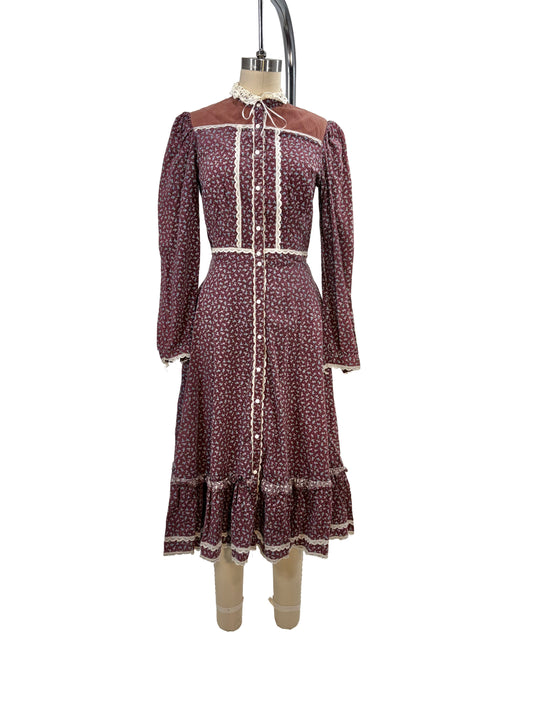 1970s Maroon Gunne Sax Ditsy Floral Tiered Cotton Prairie Dress