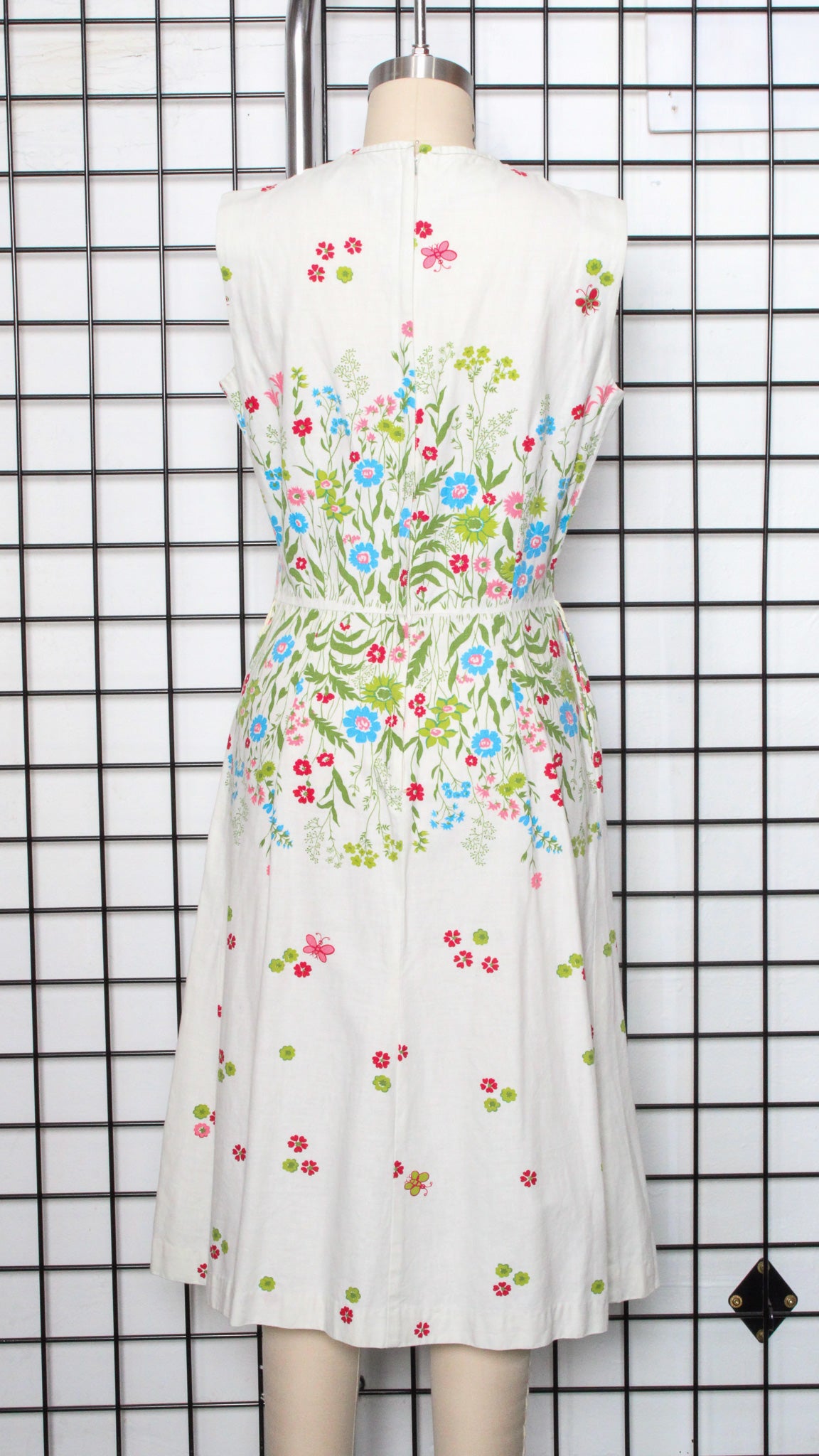 1960s Floral Print Cotton Fit-and-Flare Day Dress