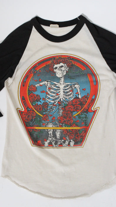 1980s White Grateful Dead Skeleton and Roses 3/4 Sleeve Tee