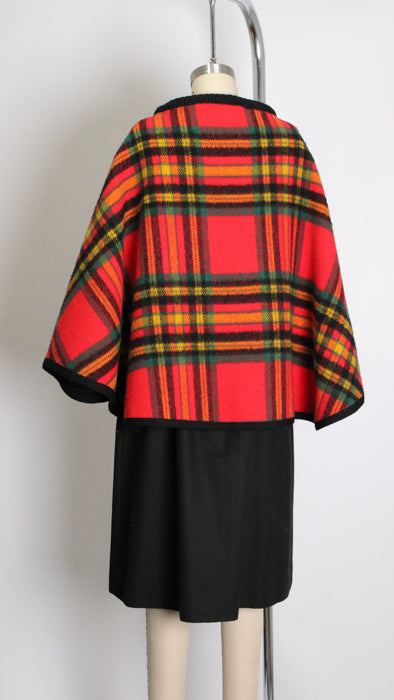 1970s Red Plaid Cape Jacket