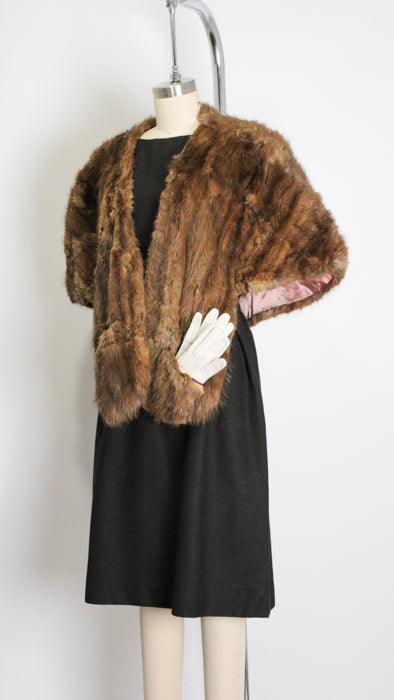 1930s Brown Striped Mink Fur Pocketed Satin-Lined Shawl