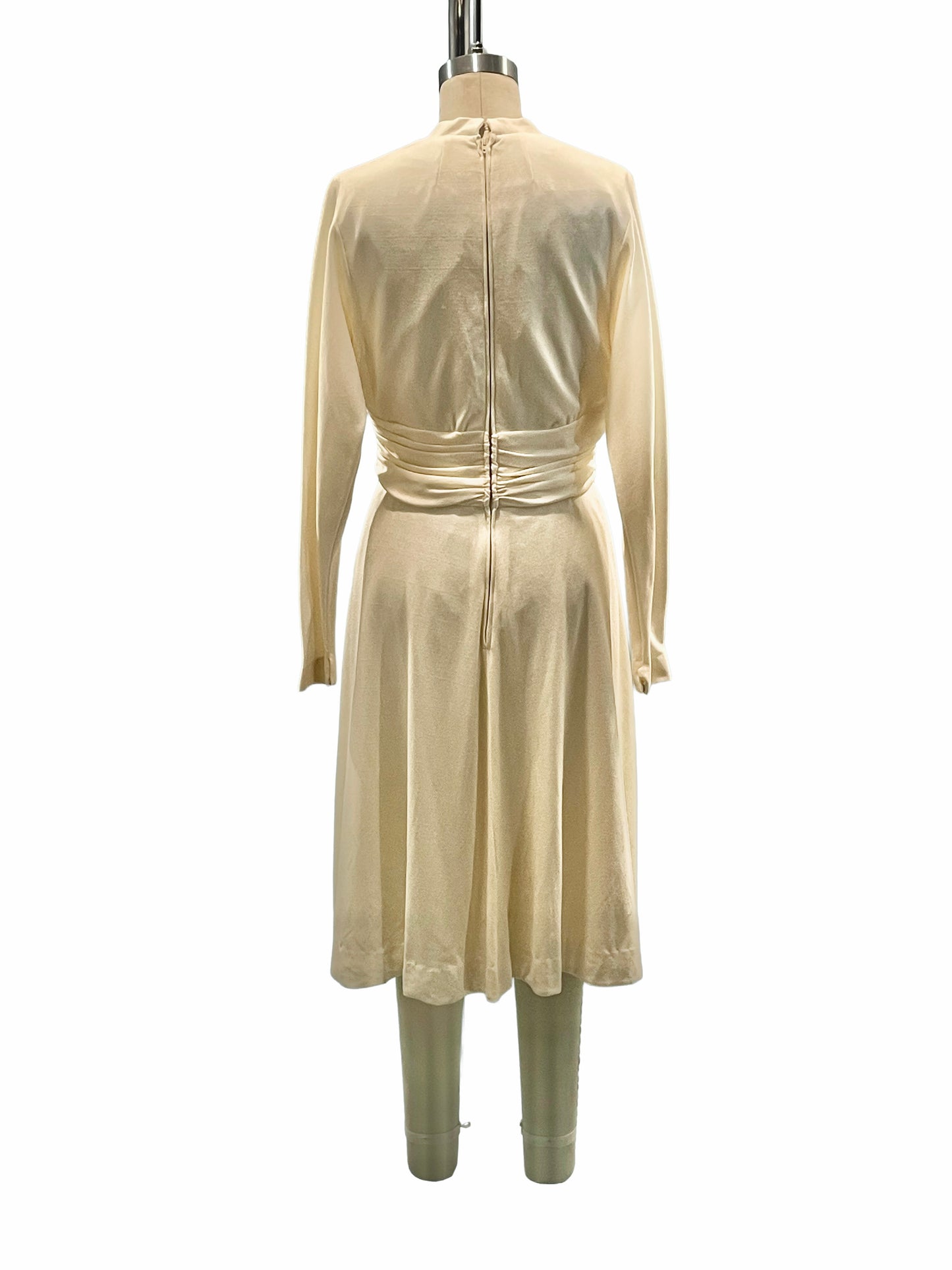 1970s Cream Poly Fine Knit Marilyn Monroe-esque Dress