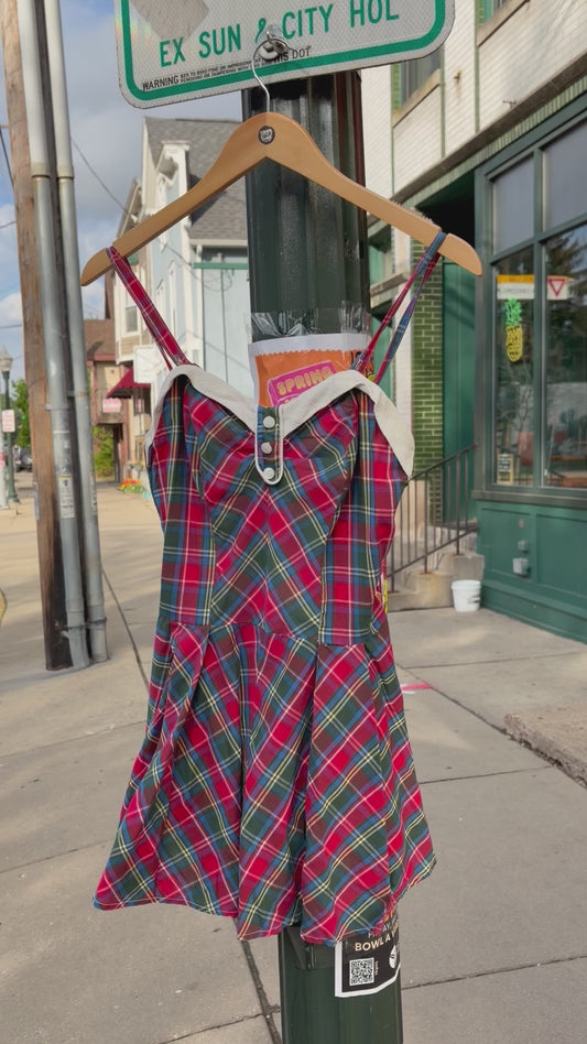 1950s Red Plaid Circle-Skirted Optional Strap Lined Swimsuit